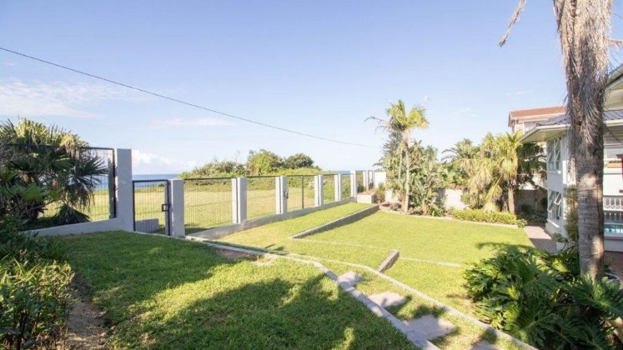 5 Bedroom Property for Sale in Gonubie Eastern Cape